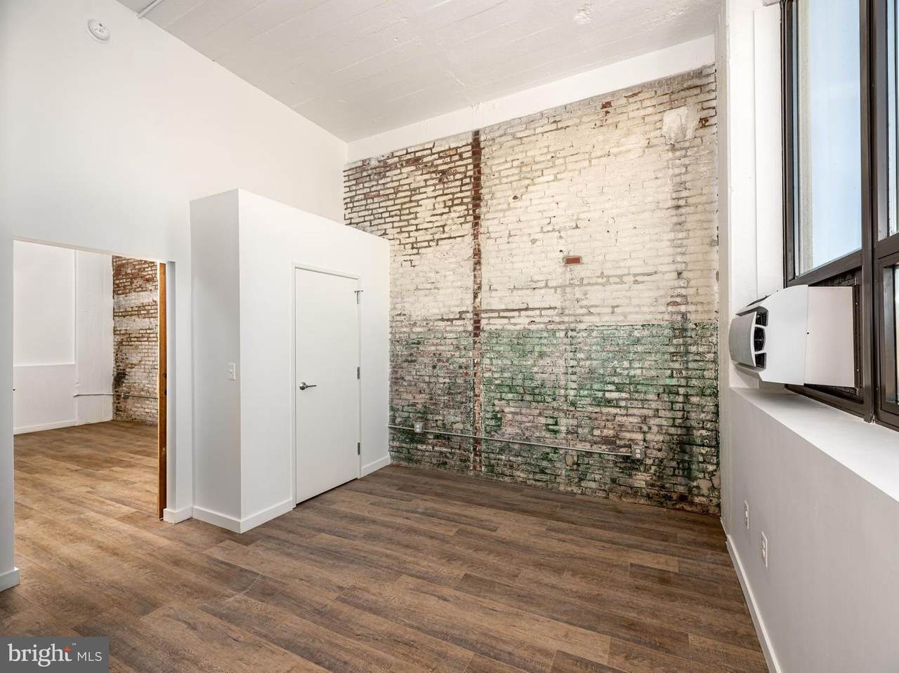 1201 Jackson Street - Photo 1