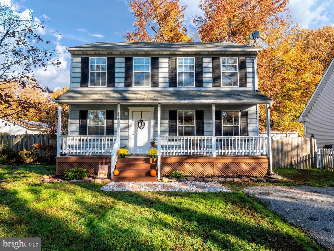 1198 Pine Avenue - Photo 1