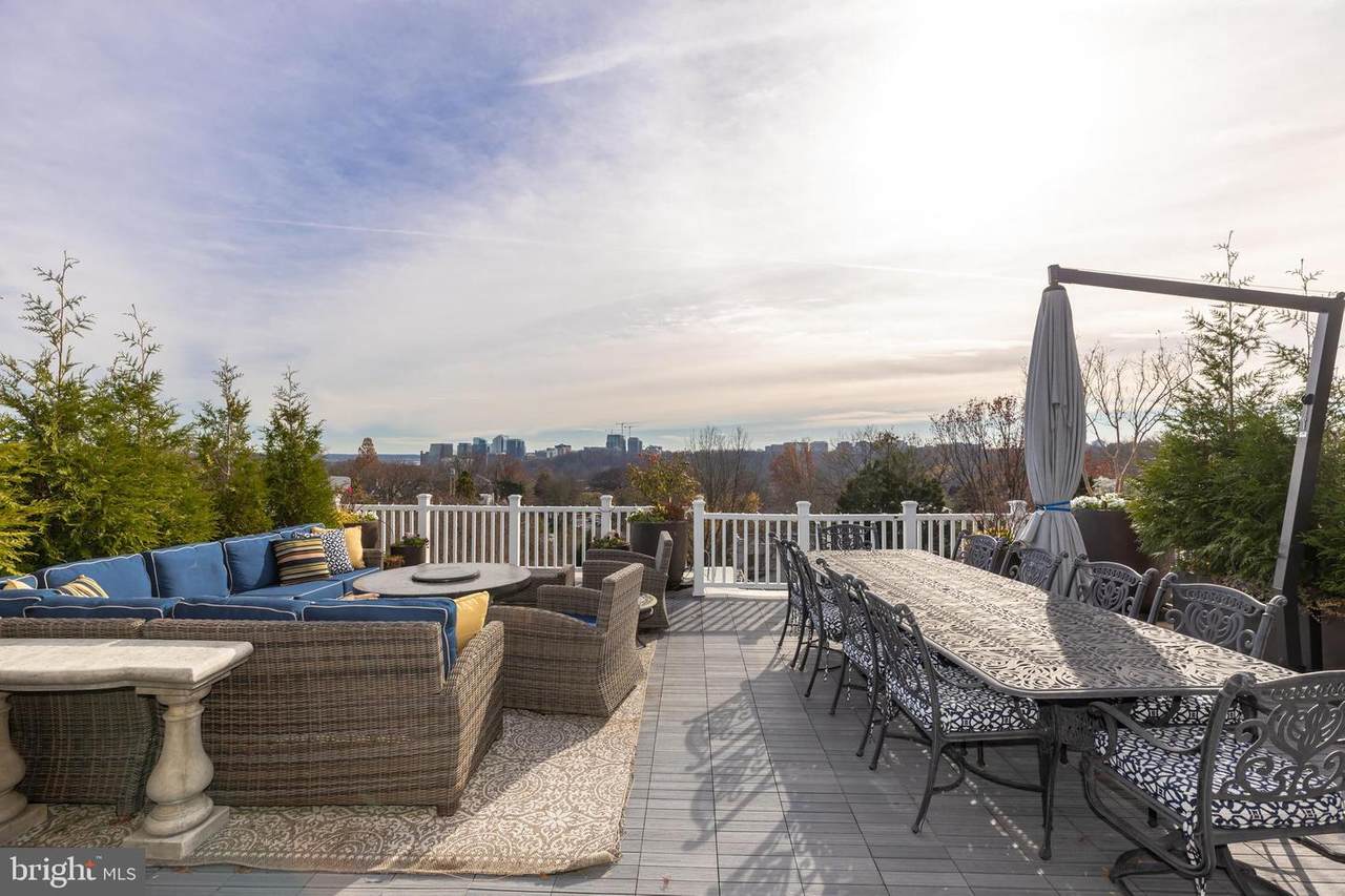 4606 Kenmore Drive - Photo 1