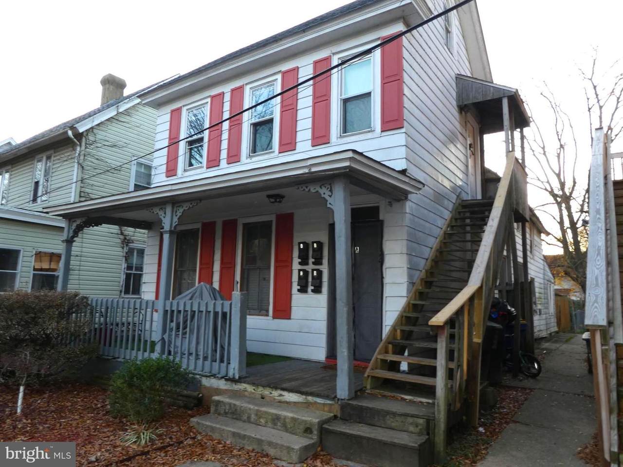 32 Governors Avenue - Photo 1