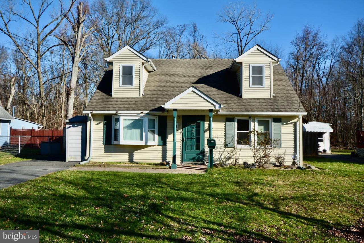 962 Terrace Blvd - Photo 1