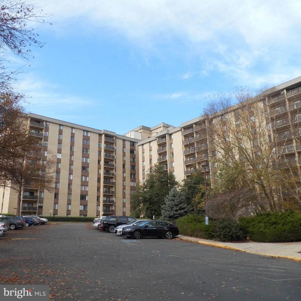 3100 Manchester Street - Photo 1