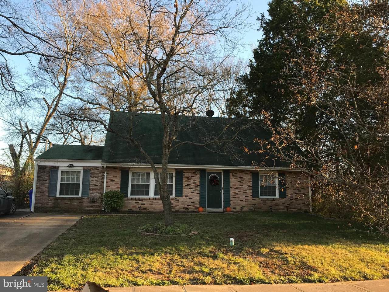 923 Copley Avenue - Photo 1