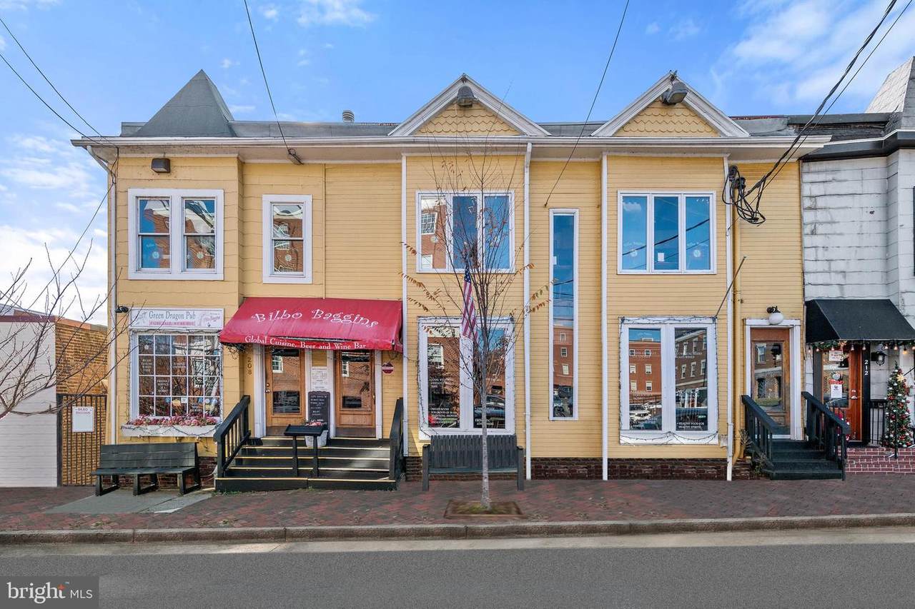 208 Queen Street - Photo 1
