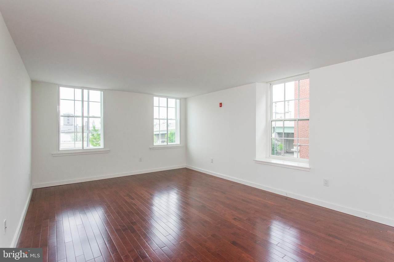 20 Front Street - Photo 1