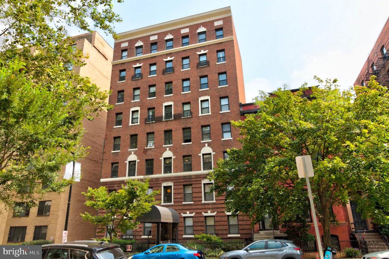 1125 12TH Street - Photo 1
