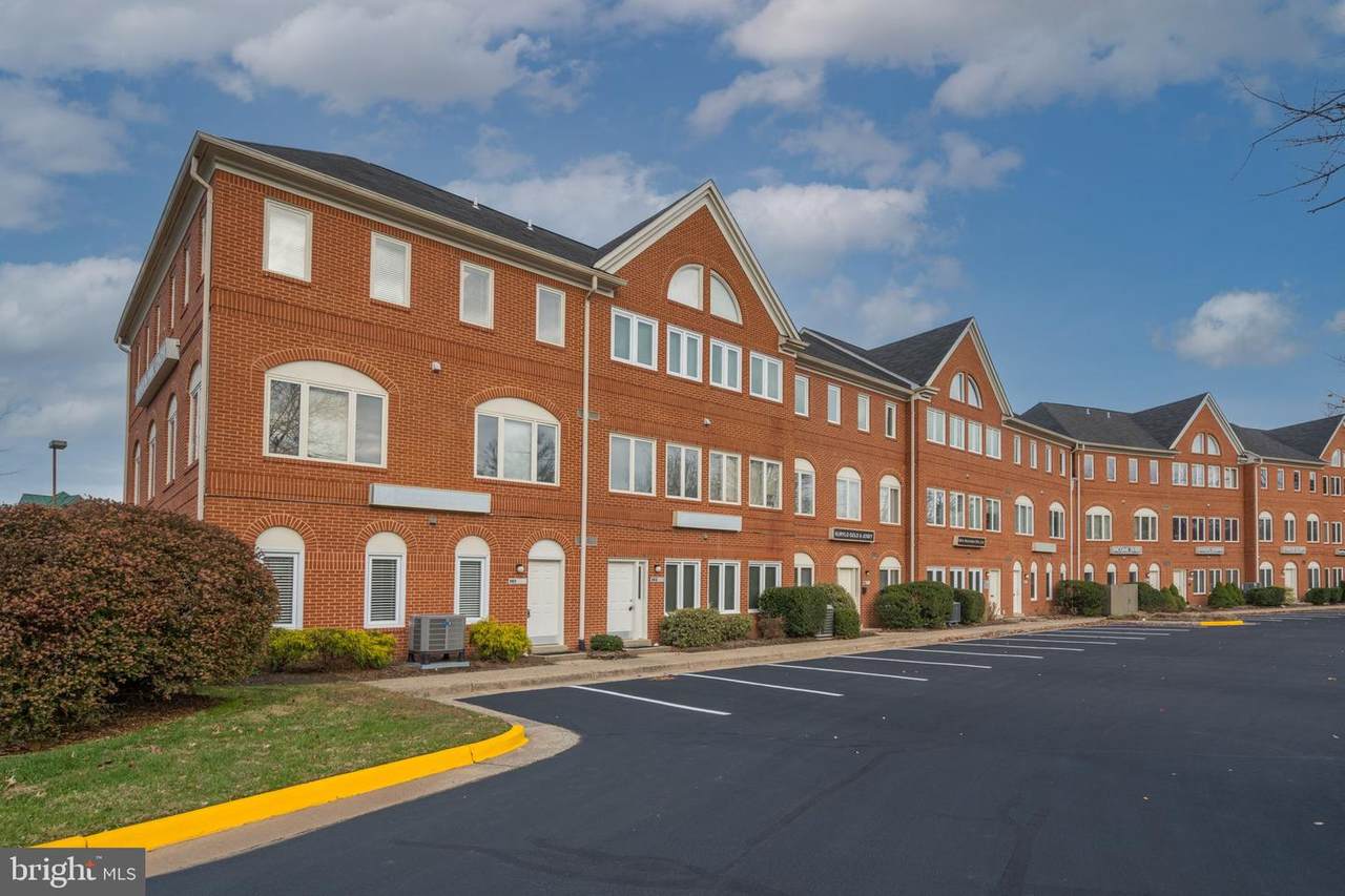 297 Herndon Parkway - Photo 1
