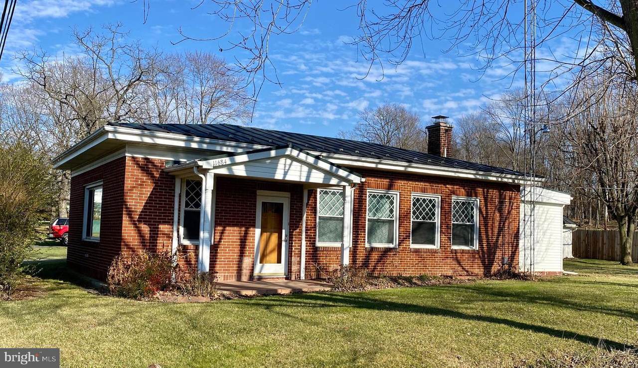 11684 Leetown Road - Photo 1