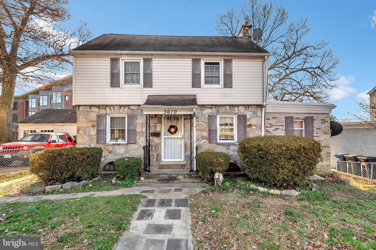 3610 Arlington Boulevard - Photo 1
