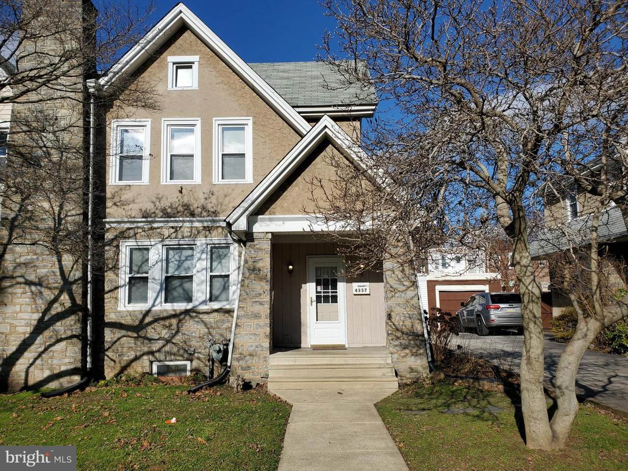 4337 Woodland Avenue - Photo 1