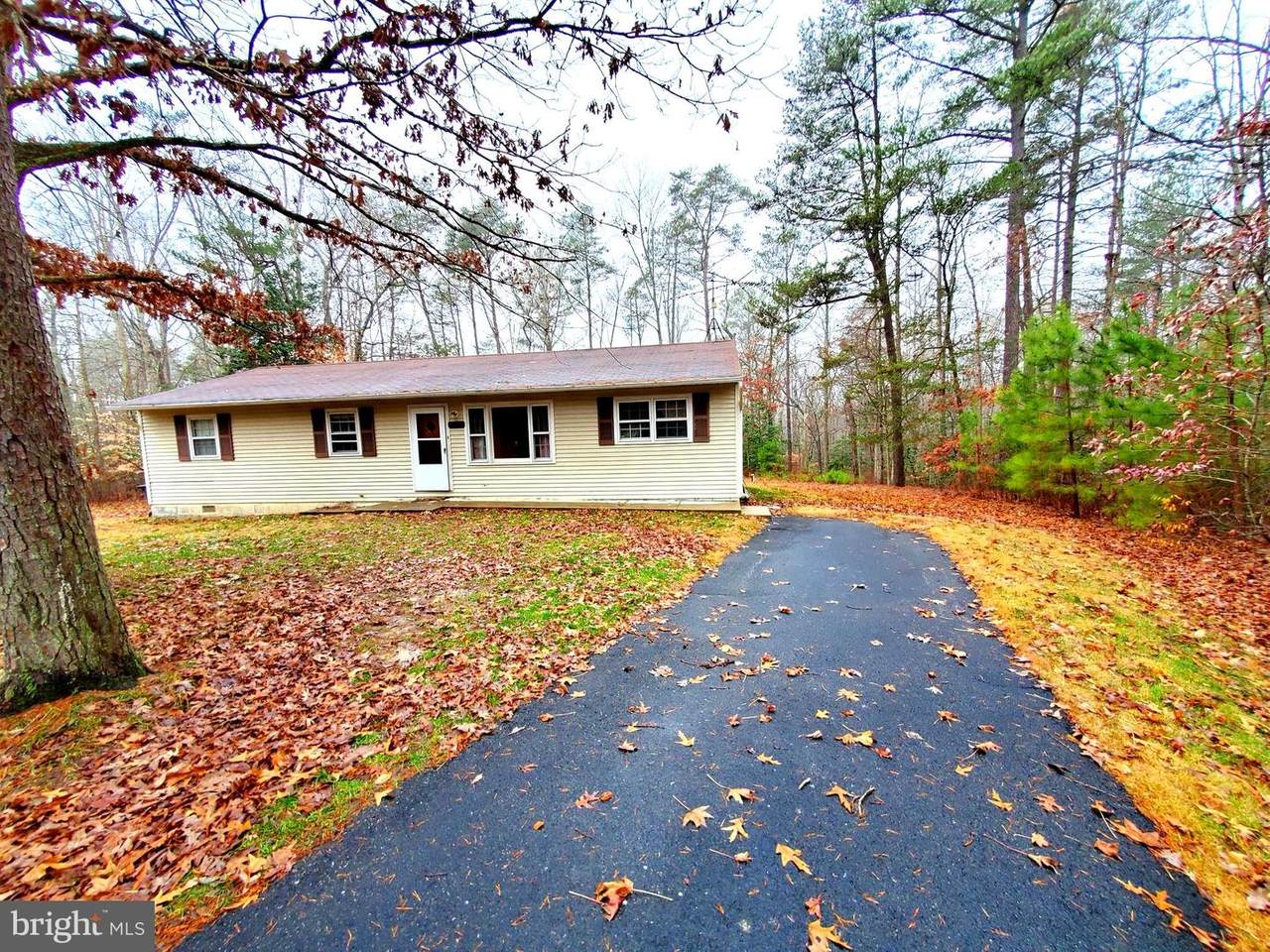 21851 Peters Court - Photo 1