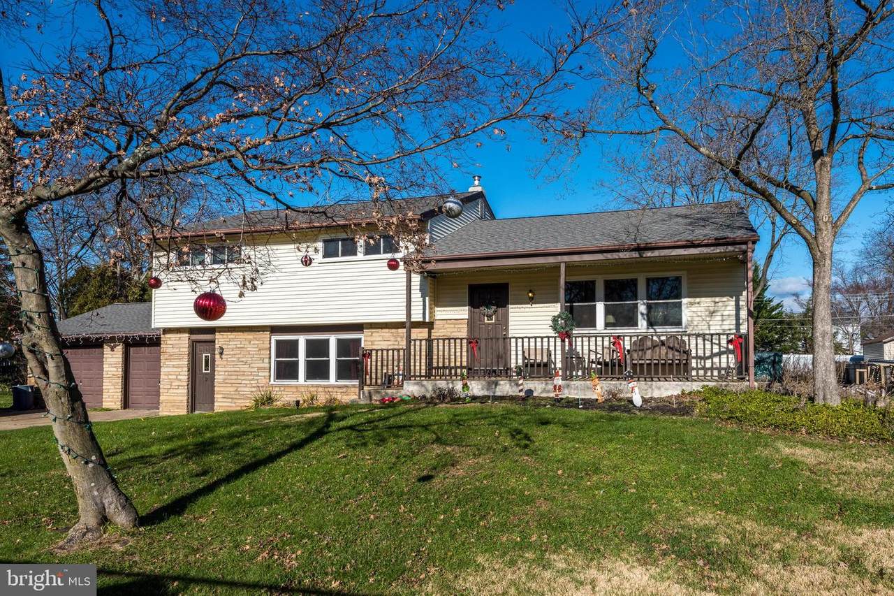 1110 Gloria Lane - Photo 1