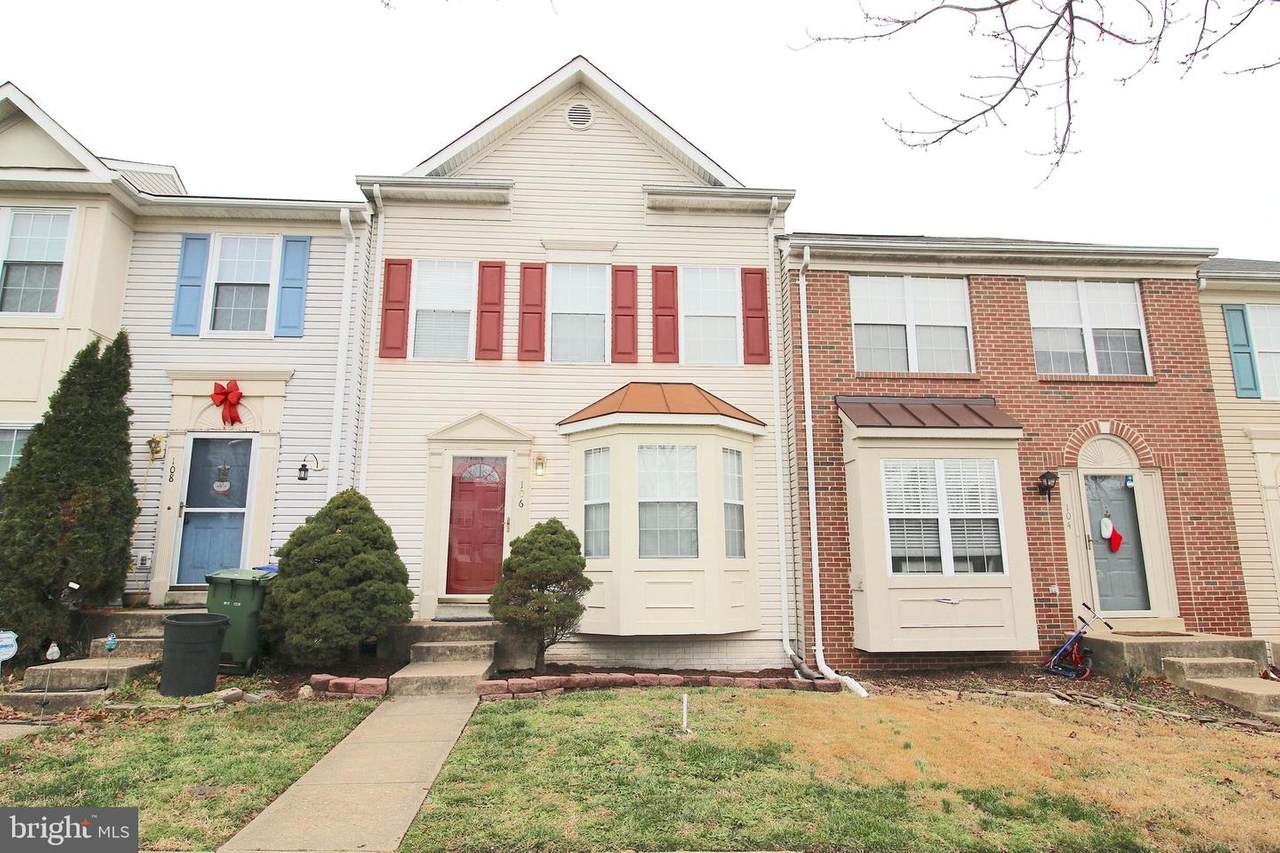 106 Sterling Court - Photo 1