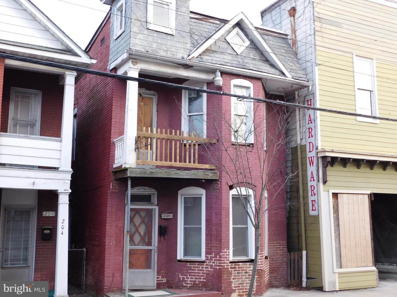 206 Virginia Avenue - Photo 1
