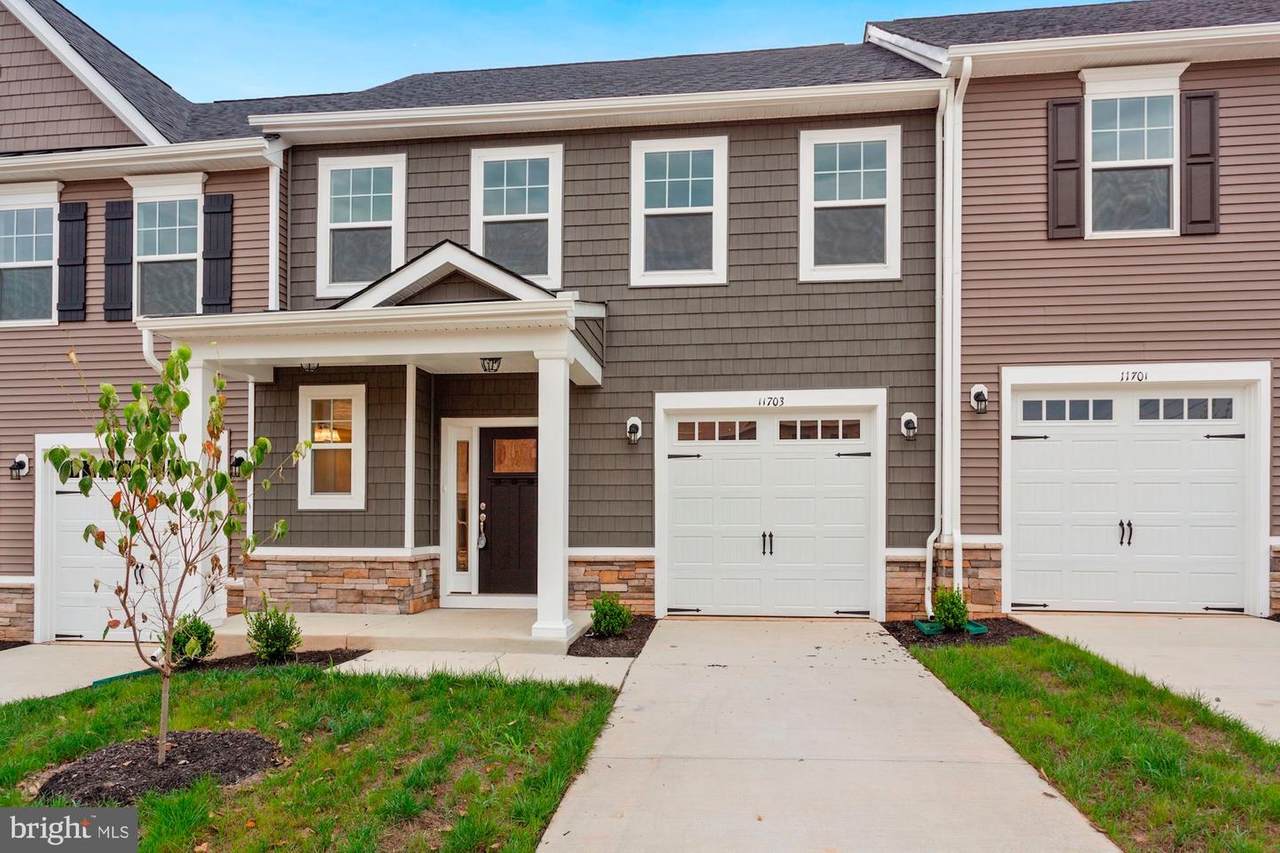 5702 FINLEY ROSE Court - Photo 1