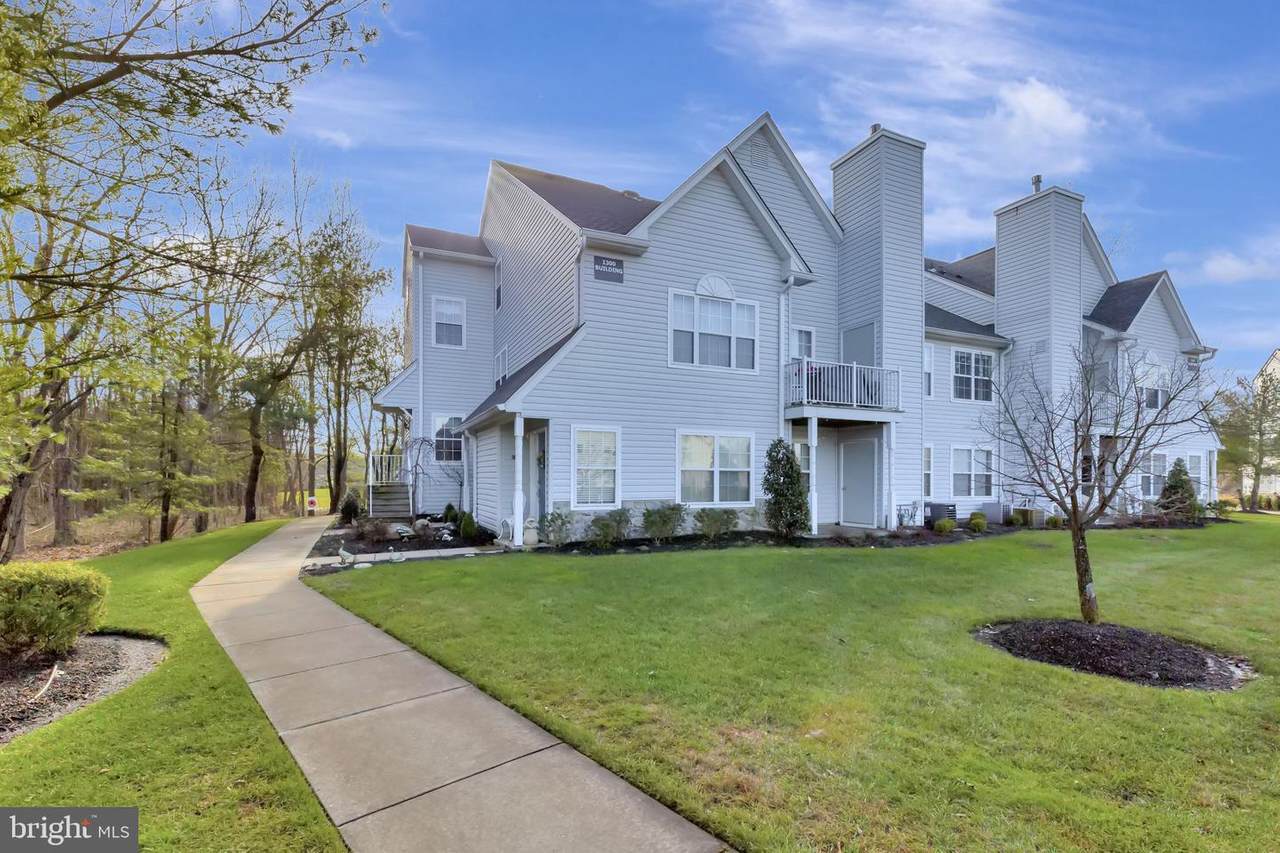 1304 Squirrel Road - Photo 1