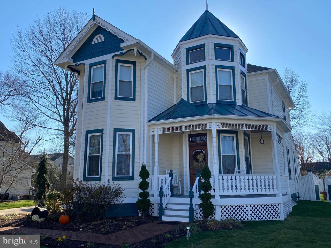 8 Queen Victoria Street - Photo 1