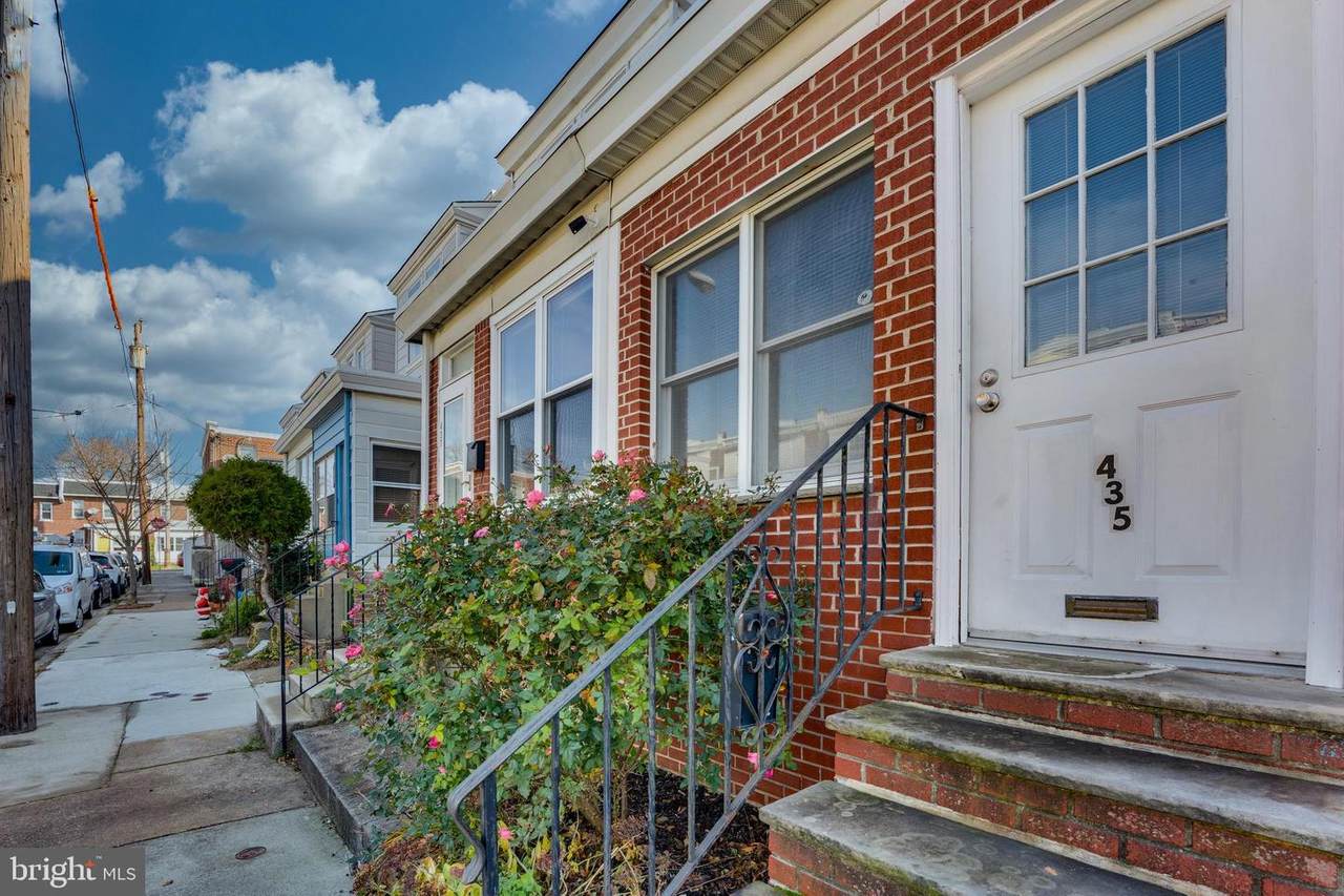 435 Naomi Street - Photo 1