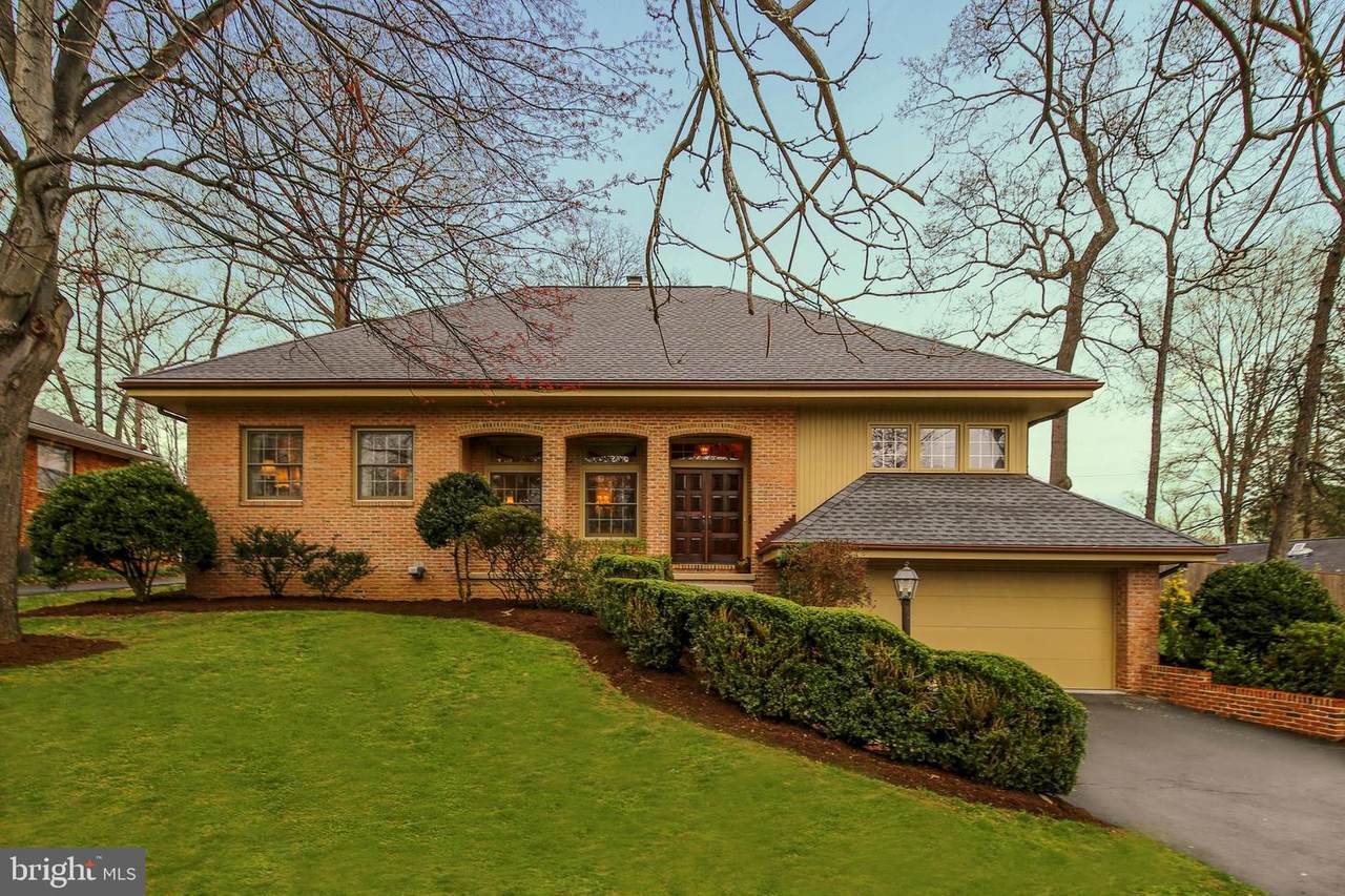 7121 Marine Drive - Photo 1