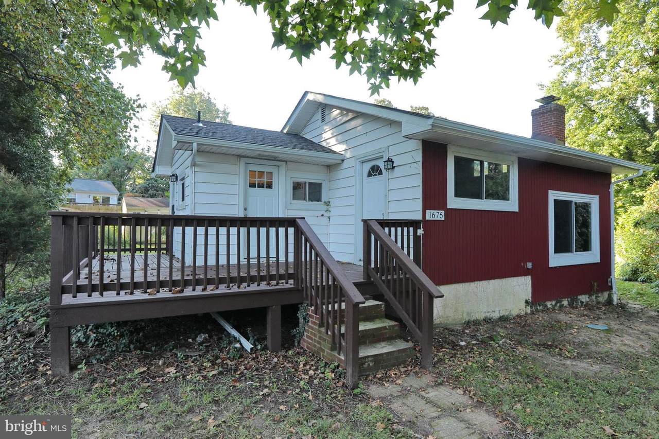 1675 Highland Terrace - Photo 1