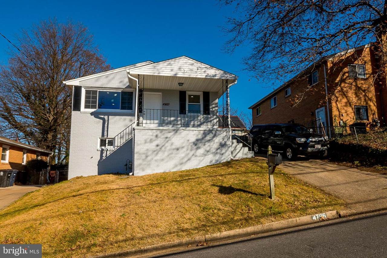 4706 Heath Street - Photo 1