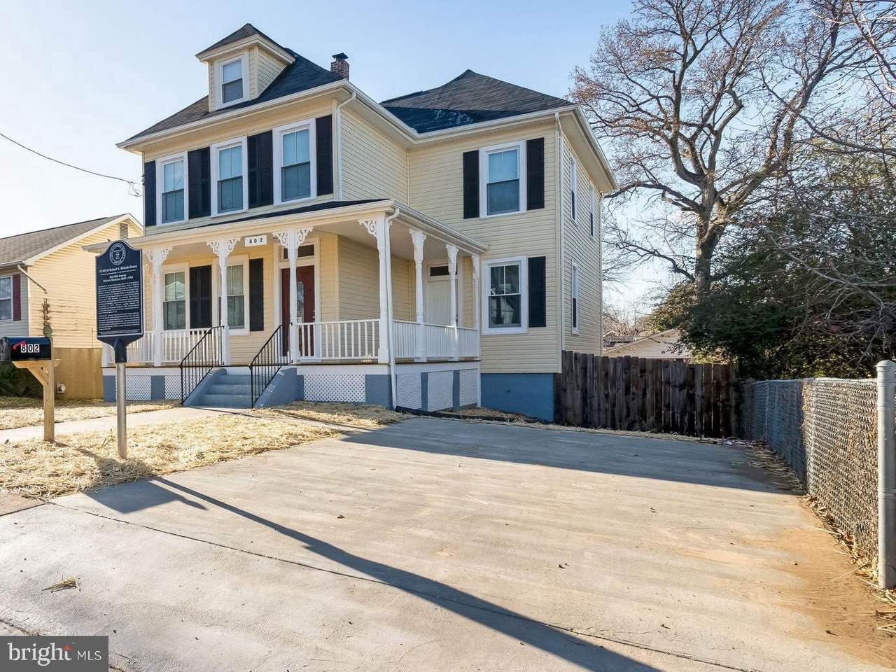 802 58TH Avenue - Photo 1