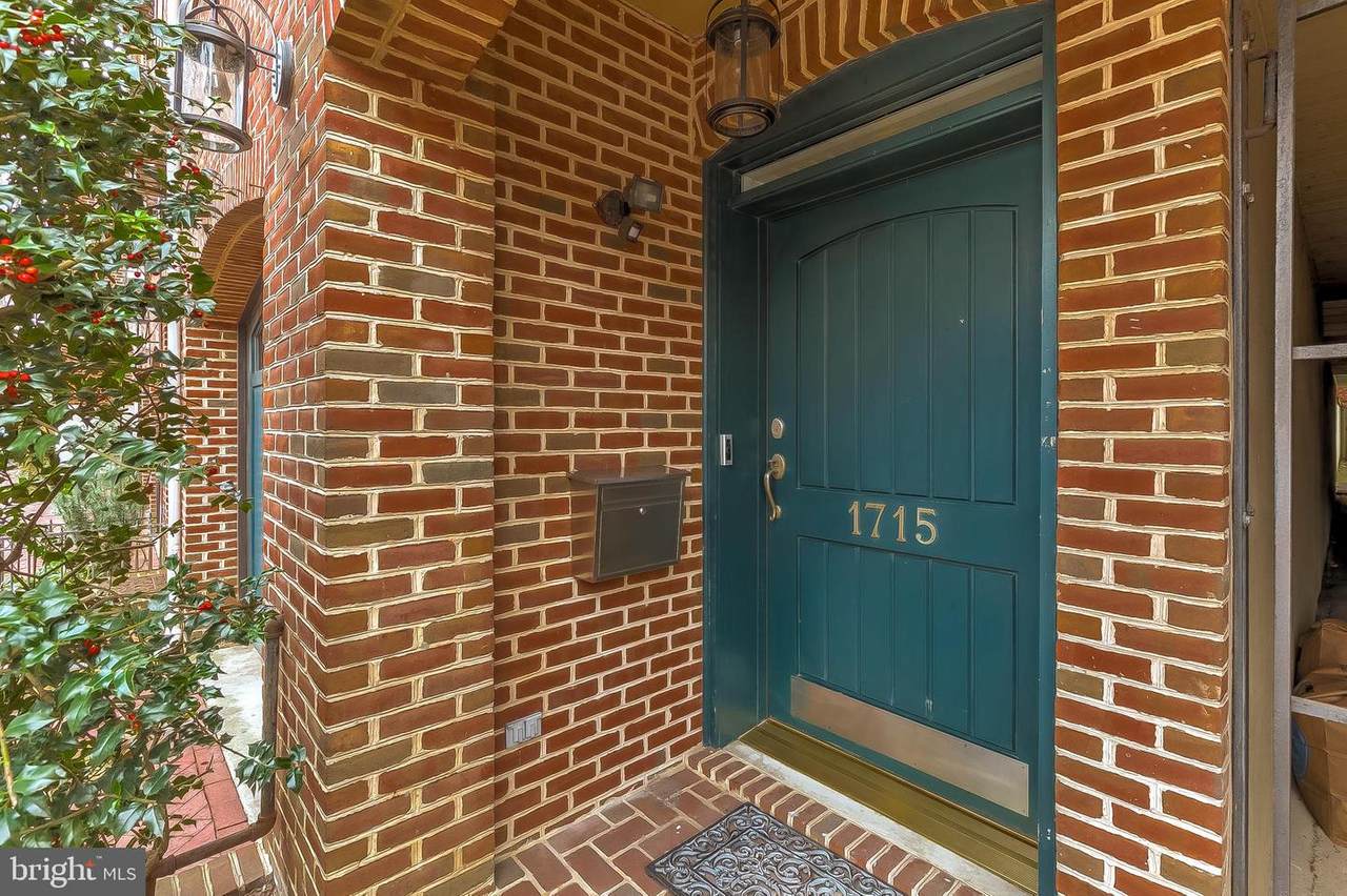 1715 Lancaster Street - Photo 1