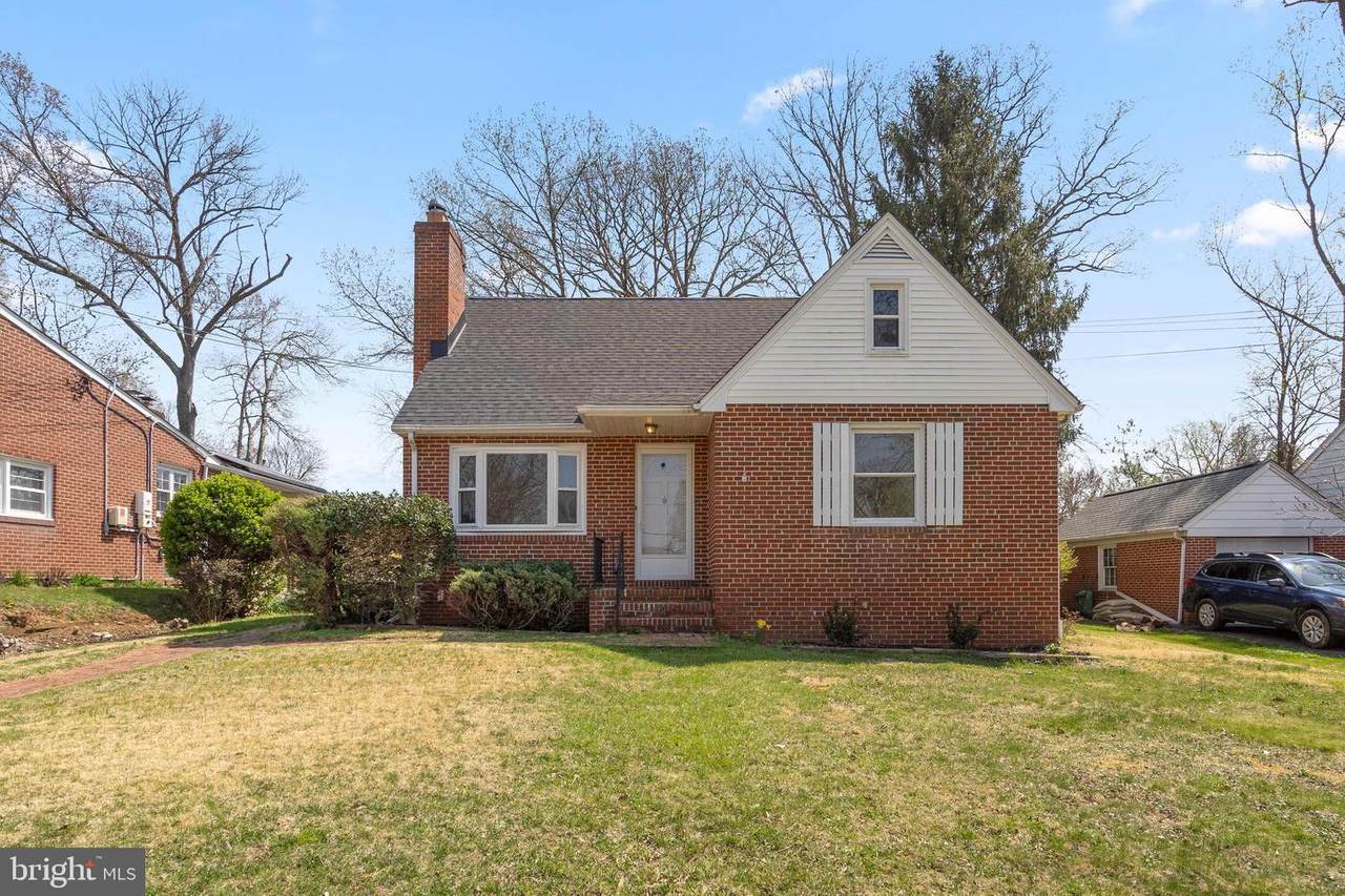 2115 Oak Lodge Road - Photo 1