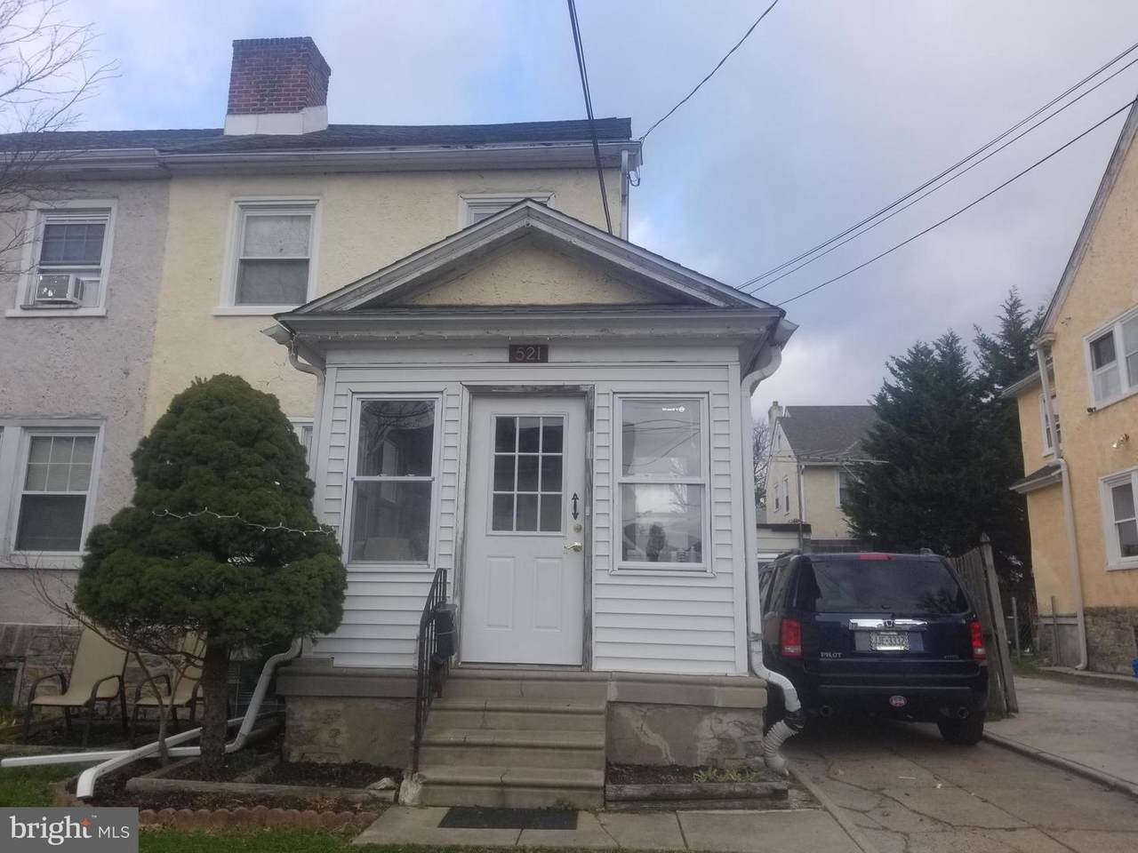 521 Winfield Avenue - Photo 1