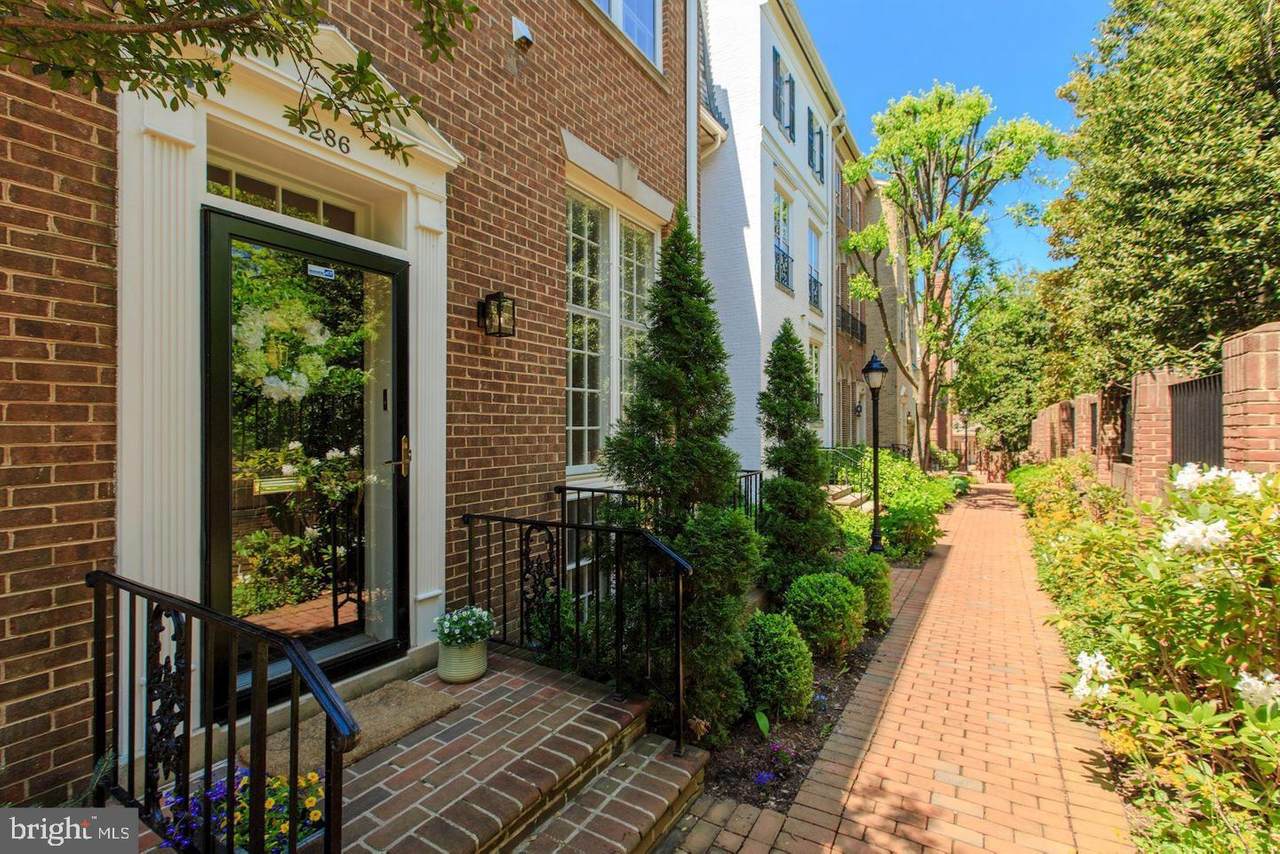 4286 Massachusetts Avenue - Photo 1