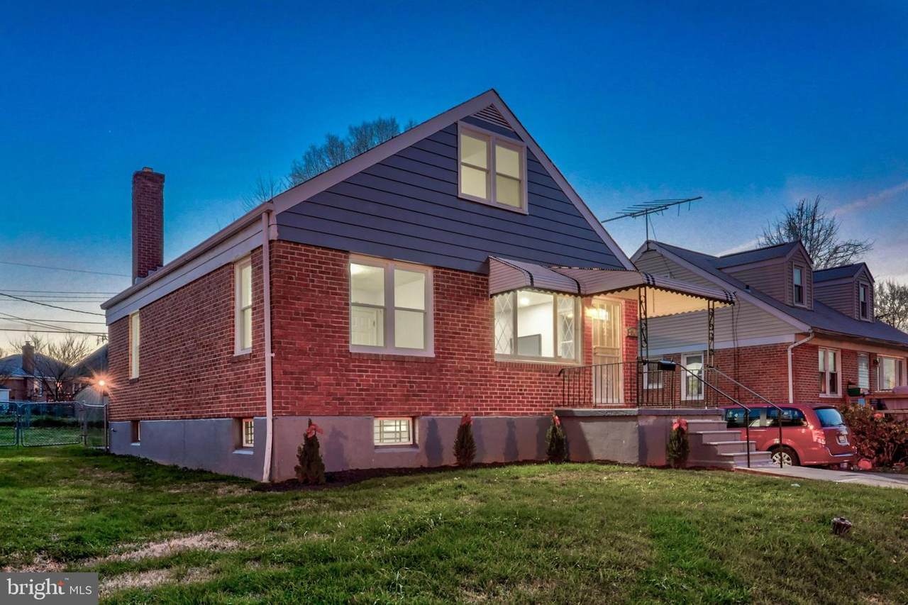 2515 Moore Avenue - Photo 1