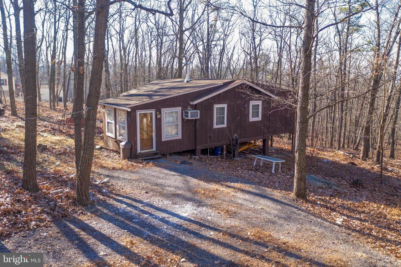 323 Justin Lane - Photo 1