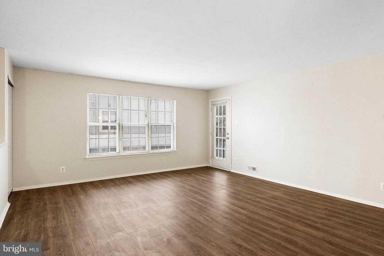 1004-B Sedgefield Drive - Photo 1