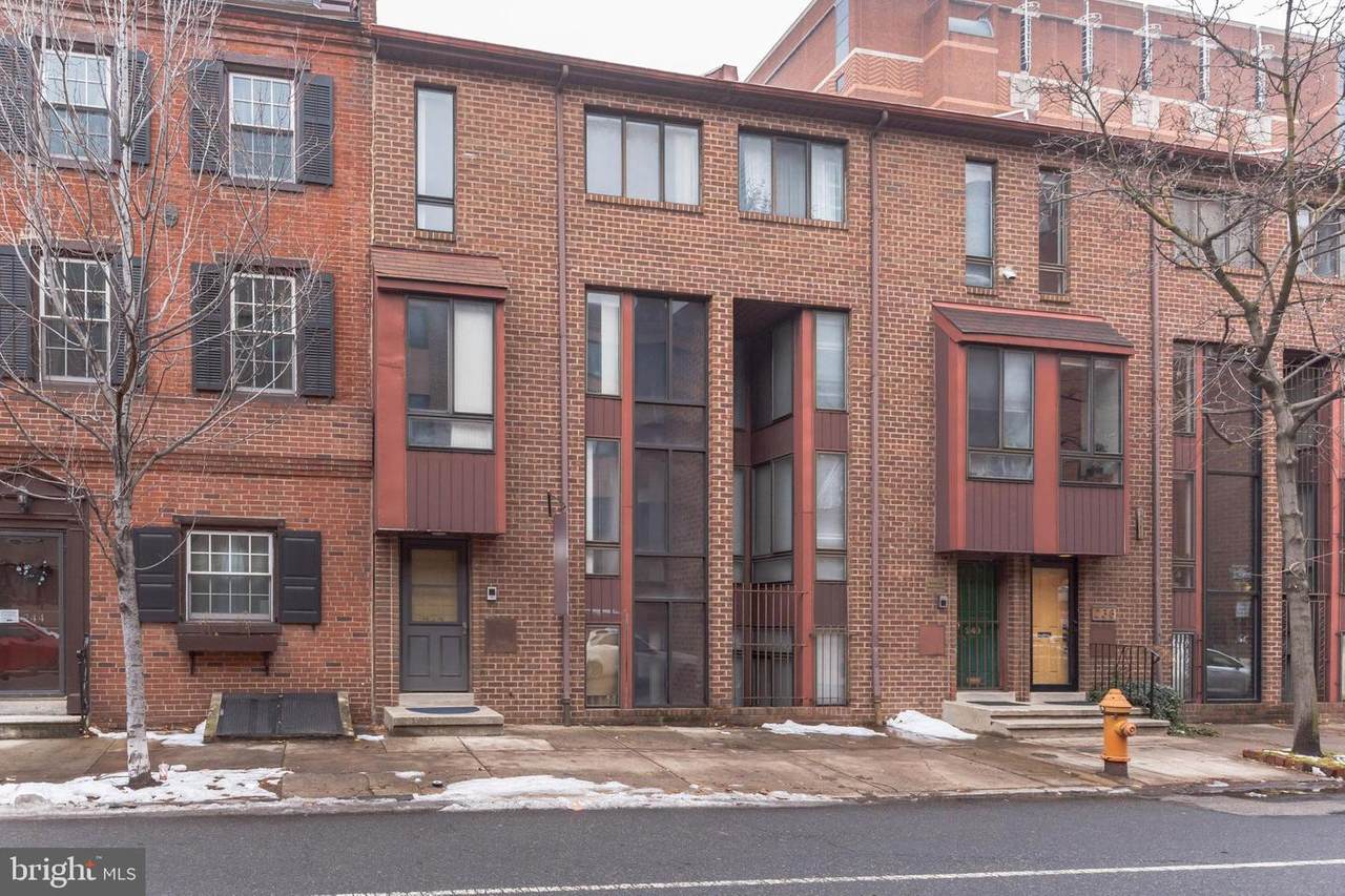 242 9TH Street - Photo 1