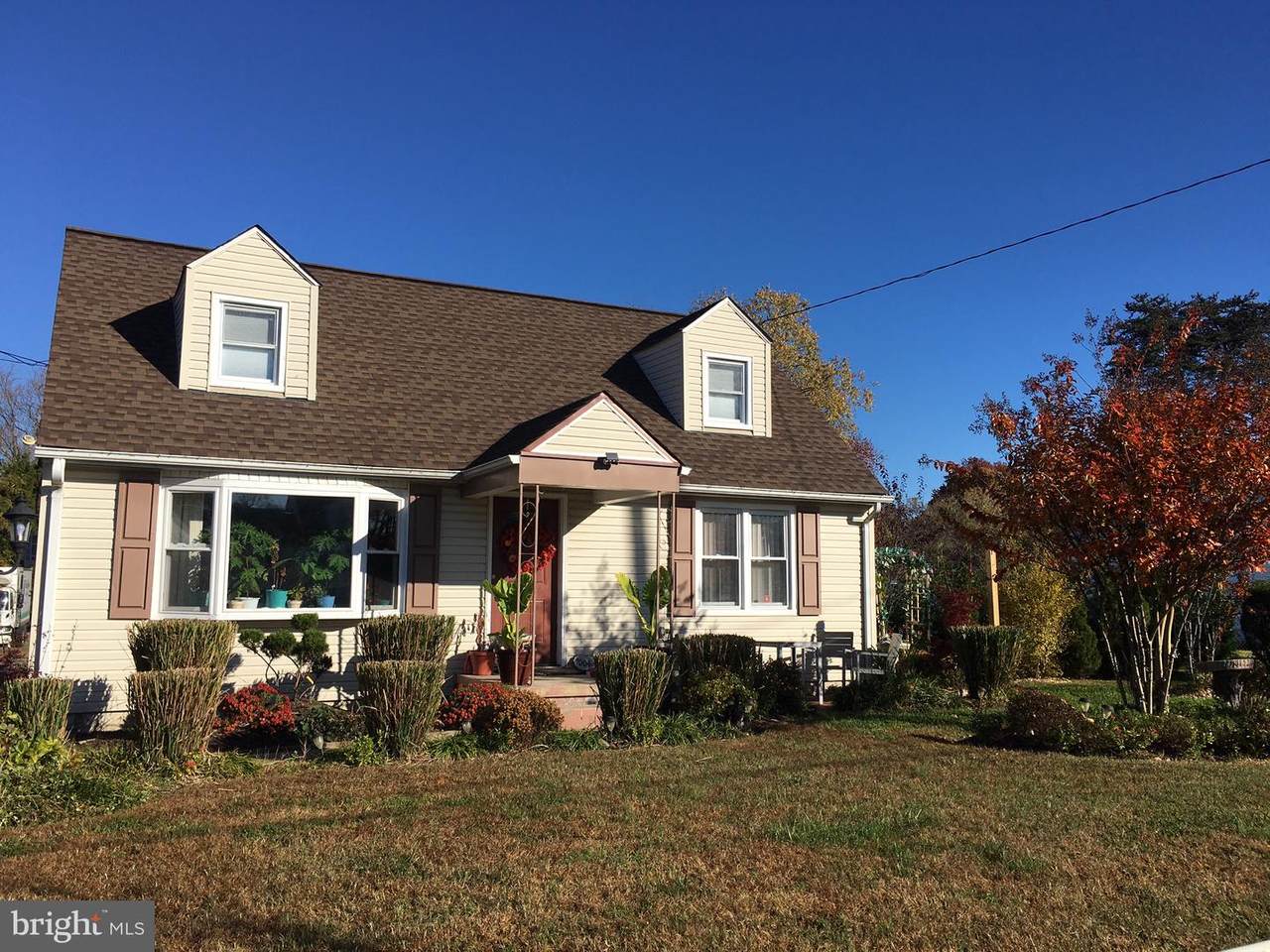 7004 Clinton Street - Photo 1