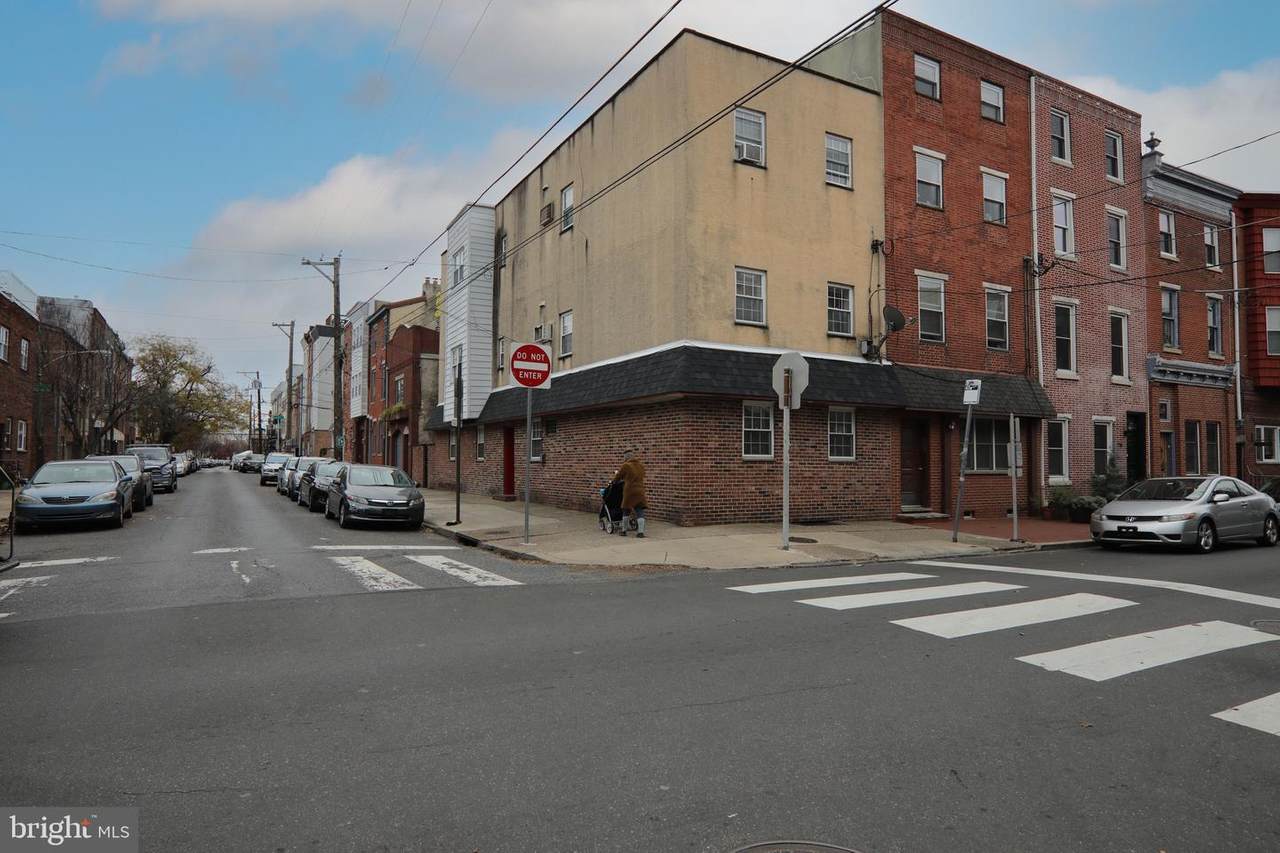 735 9TH Street - Photo 1