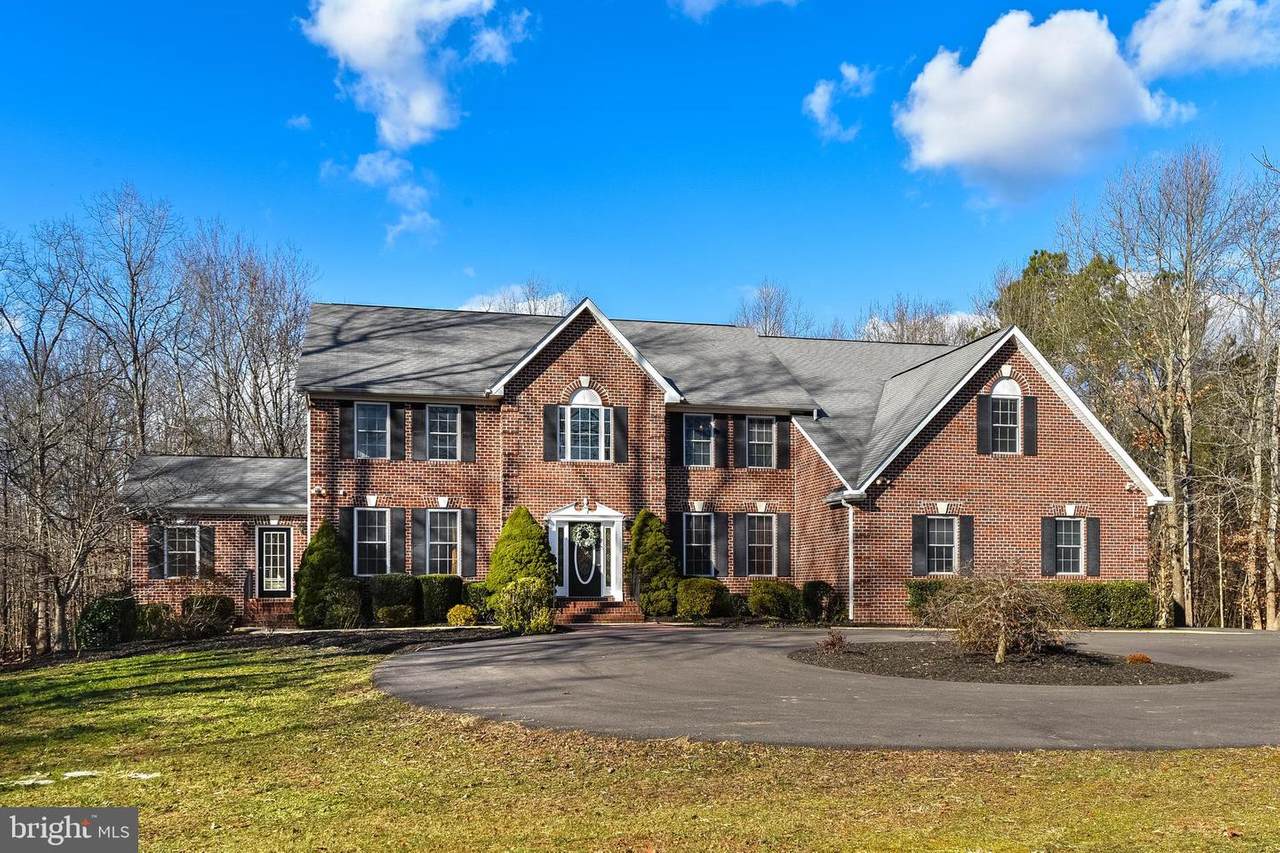 22855 White Swan Way - Photo 1