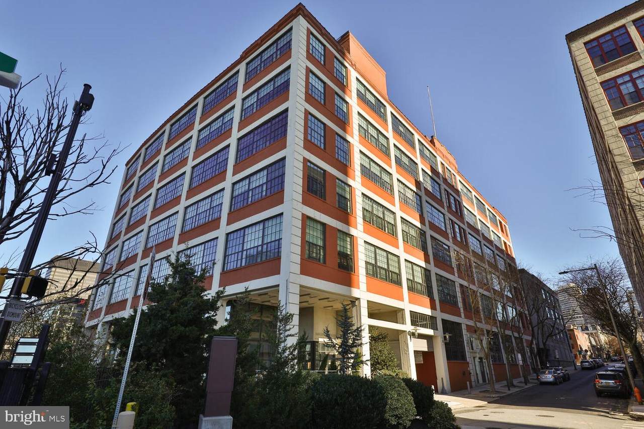 2429-41 Locust Street - Photo 1