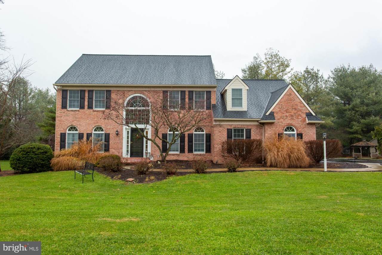 215 Falon Lane - Photo 1