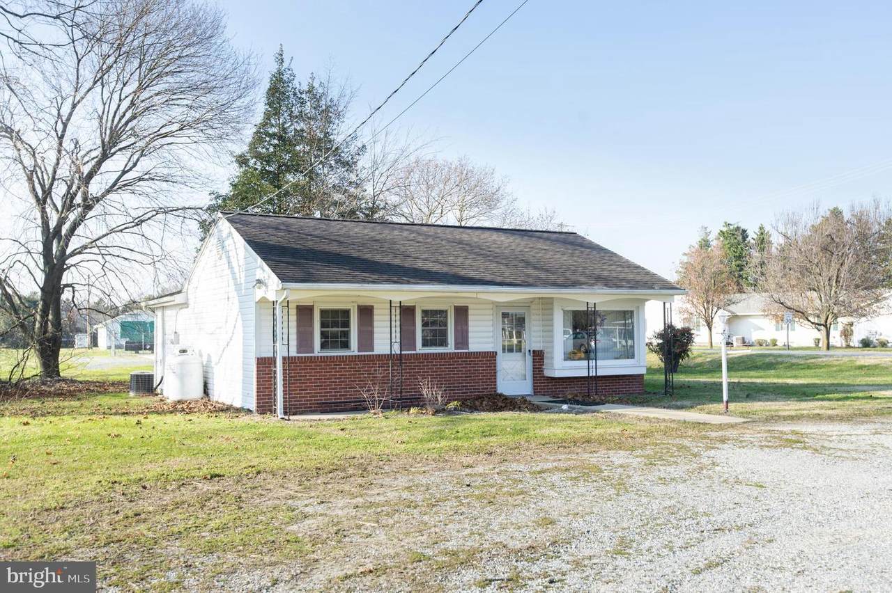401 Charles Street - Photo 1