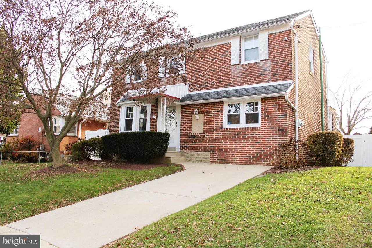 1736 Lansing Street - Photo 1