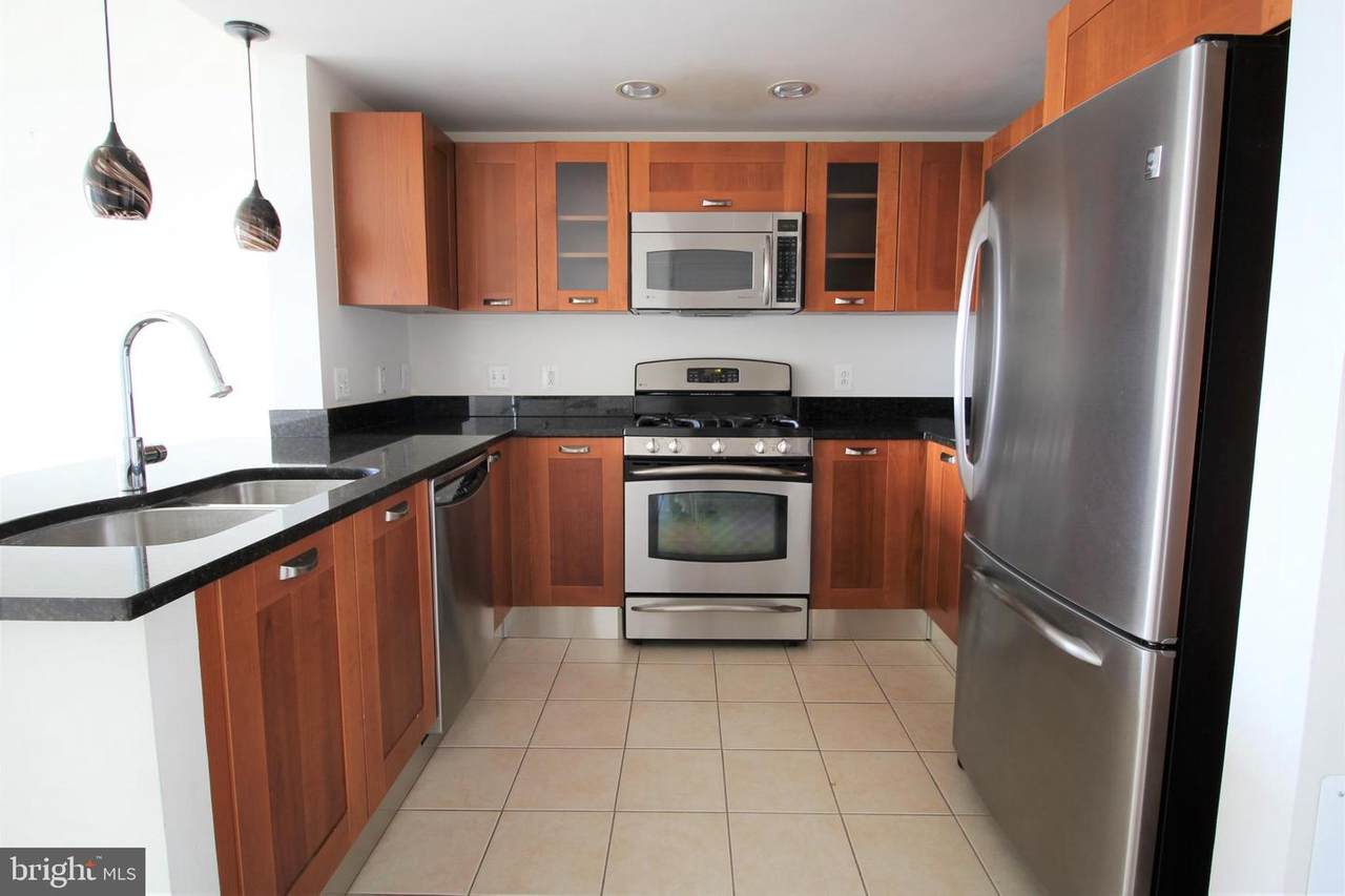 2451 Midtown Avenue - Photo 1