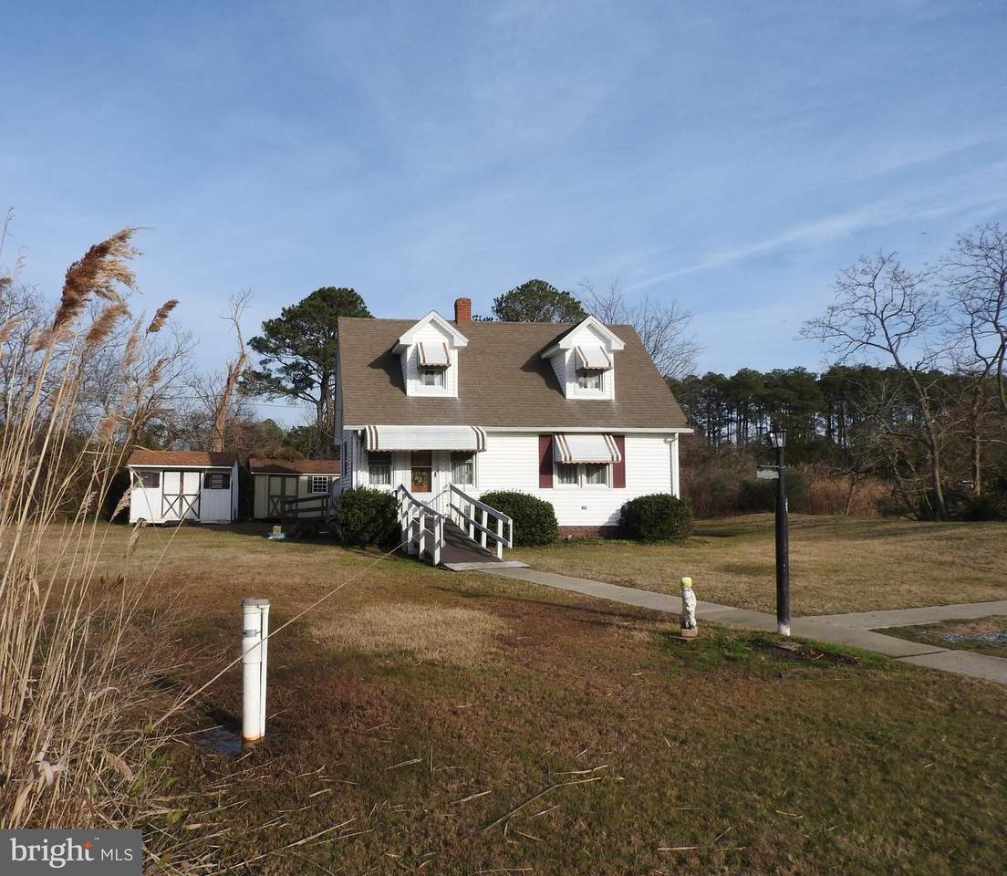 1855 Crocheron Road - Photo 1
