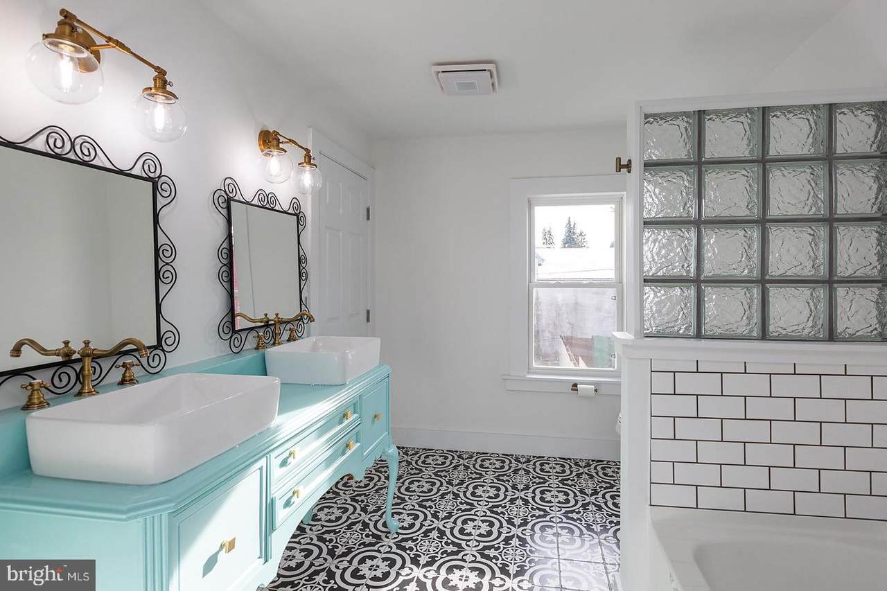 634 1ST Street - Photo 1