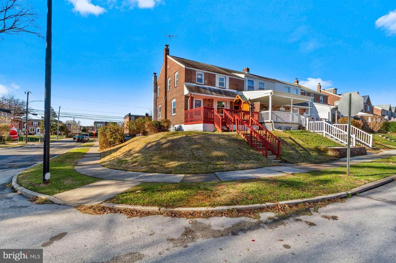 697 Clymer Lane - Photo 1