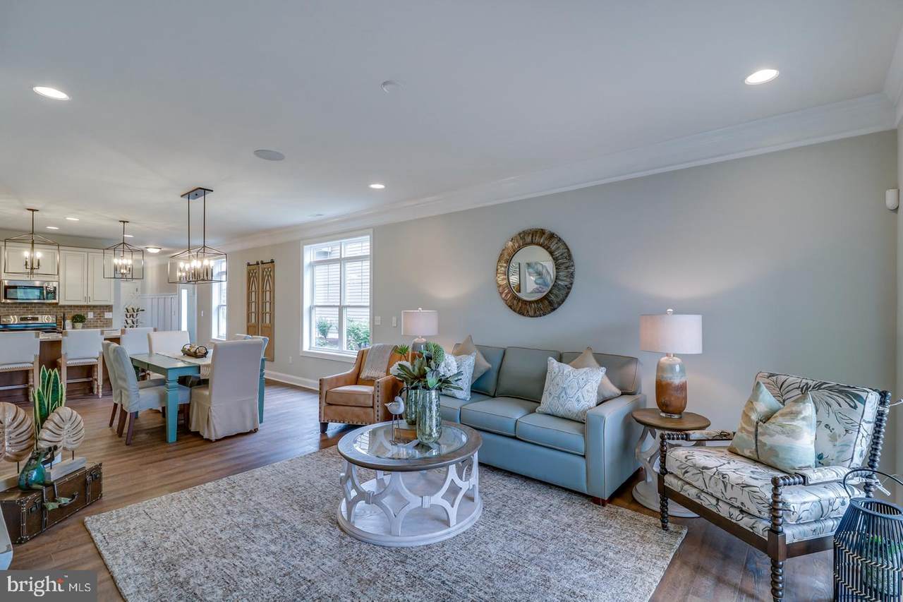 130 Waterside Drive - Photo 1