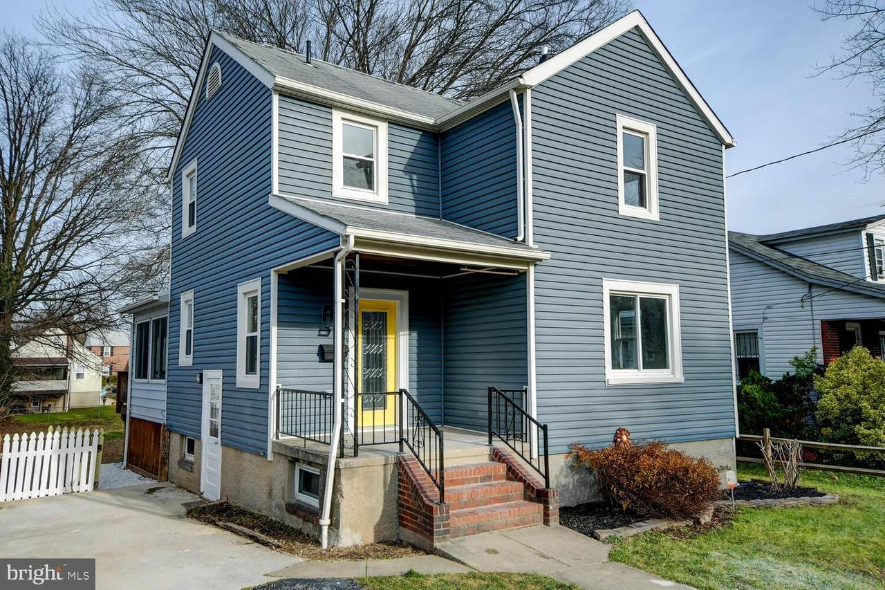 3034 Woodside Avenue - Photo 1