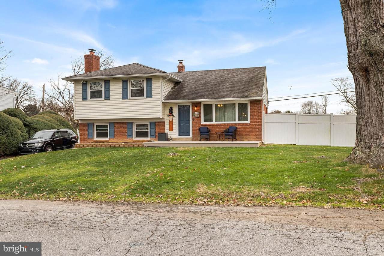 610 School Lane - Photo 1