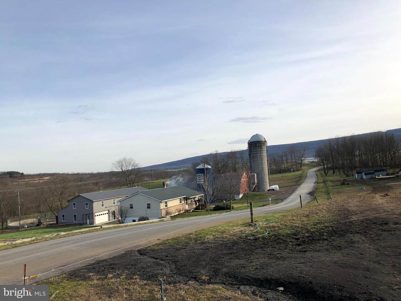 978 Cooley Road - Photo 1