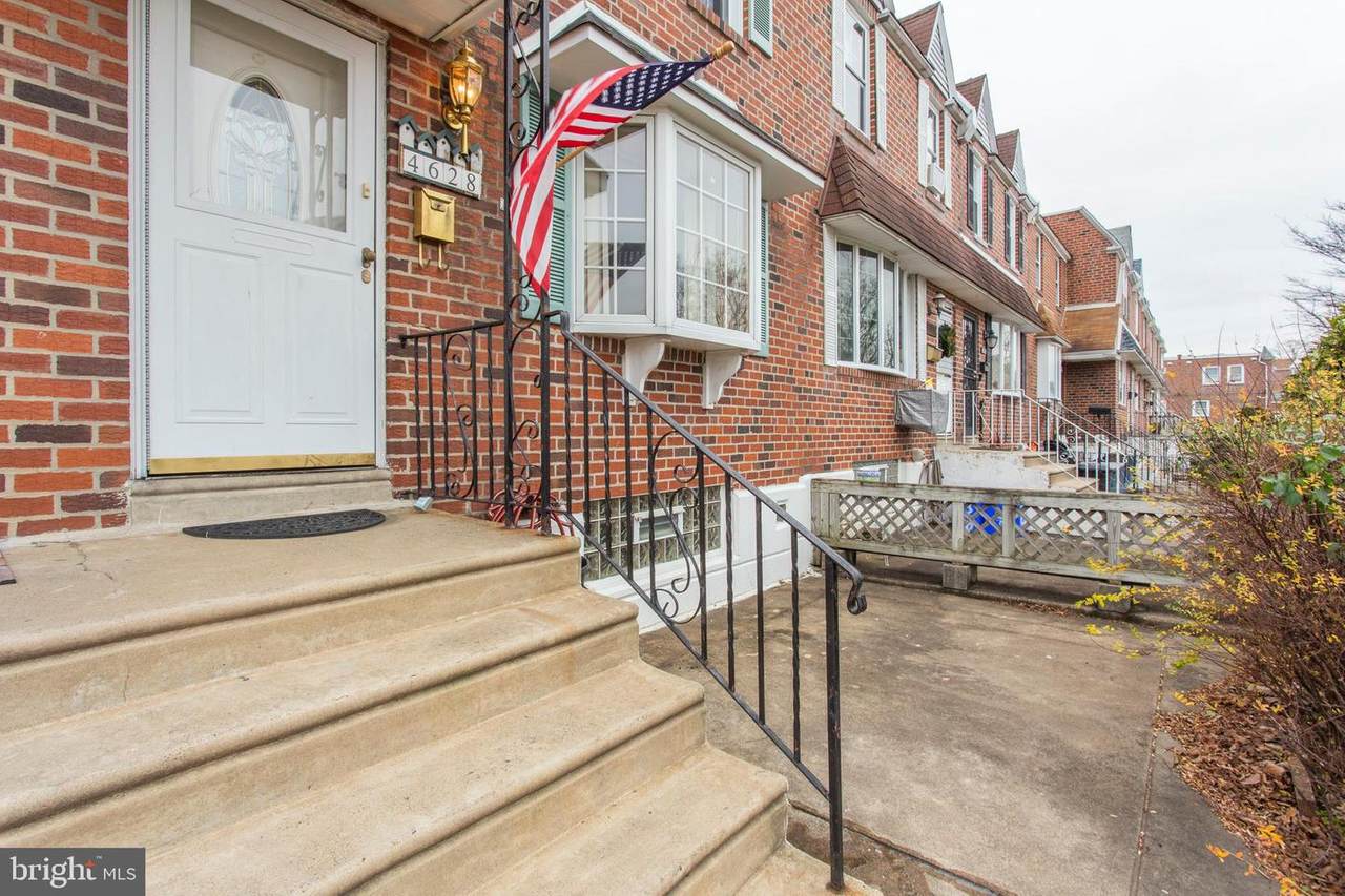 4628 Kendrick Street - Photo 1